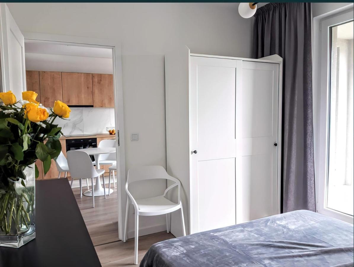 Apartamenty Fuzja - Komfortowe Mieszkania Blisko Centrum Lodzi Garaz Eksteriør billede