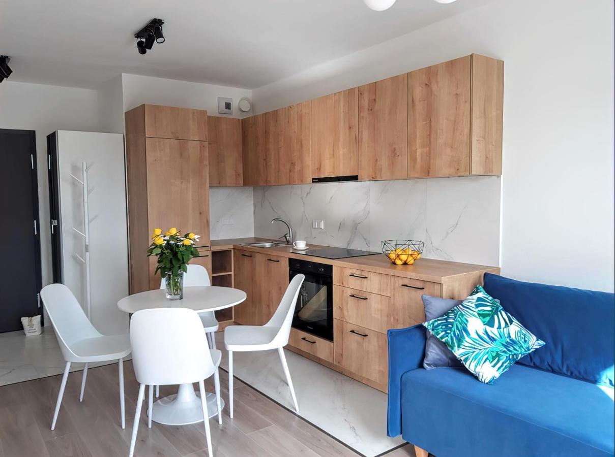 Apartamenty Fuzja - Komfortowe Mieszkania Blisko Centrum Lodzi Garaz Eksteriør billede