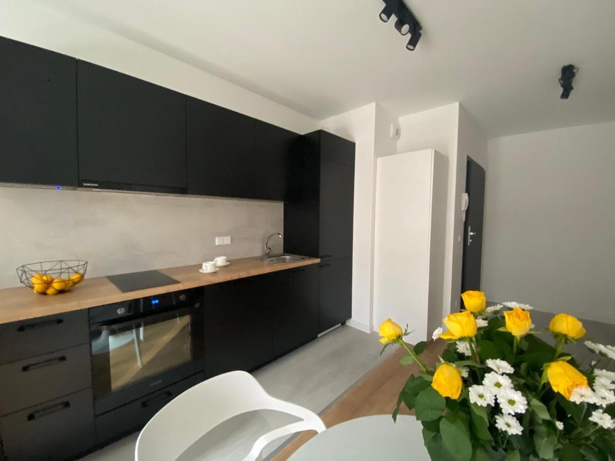 Apartamenty Fuzja - Komfortowe Mieszkania Blisko Centrum Lodzi Garaz Eksteriør billede