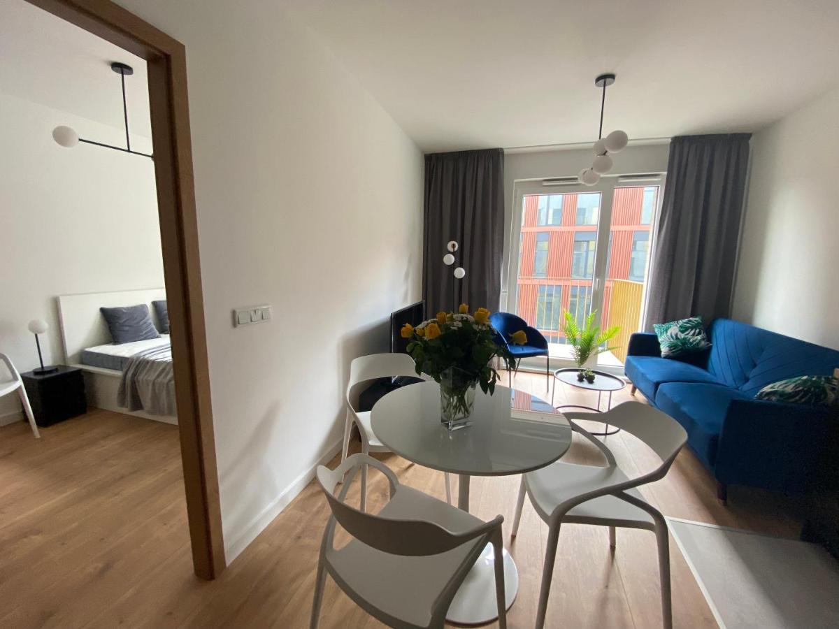 Apartamenty Fuzja - Komfortowe Mieszkania Blisko Centrum Lodzi Garaz Eksteriør billede
