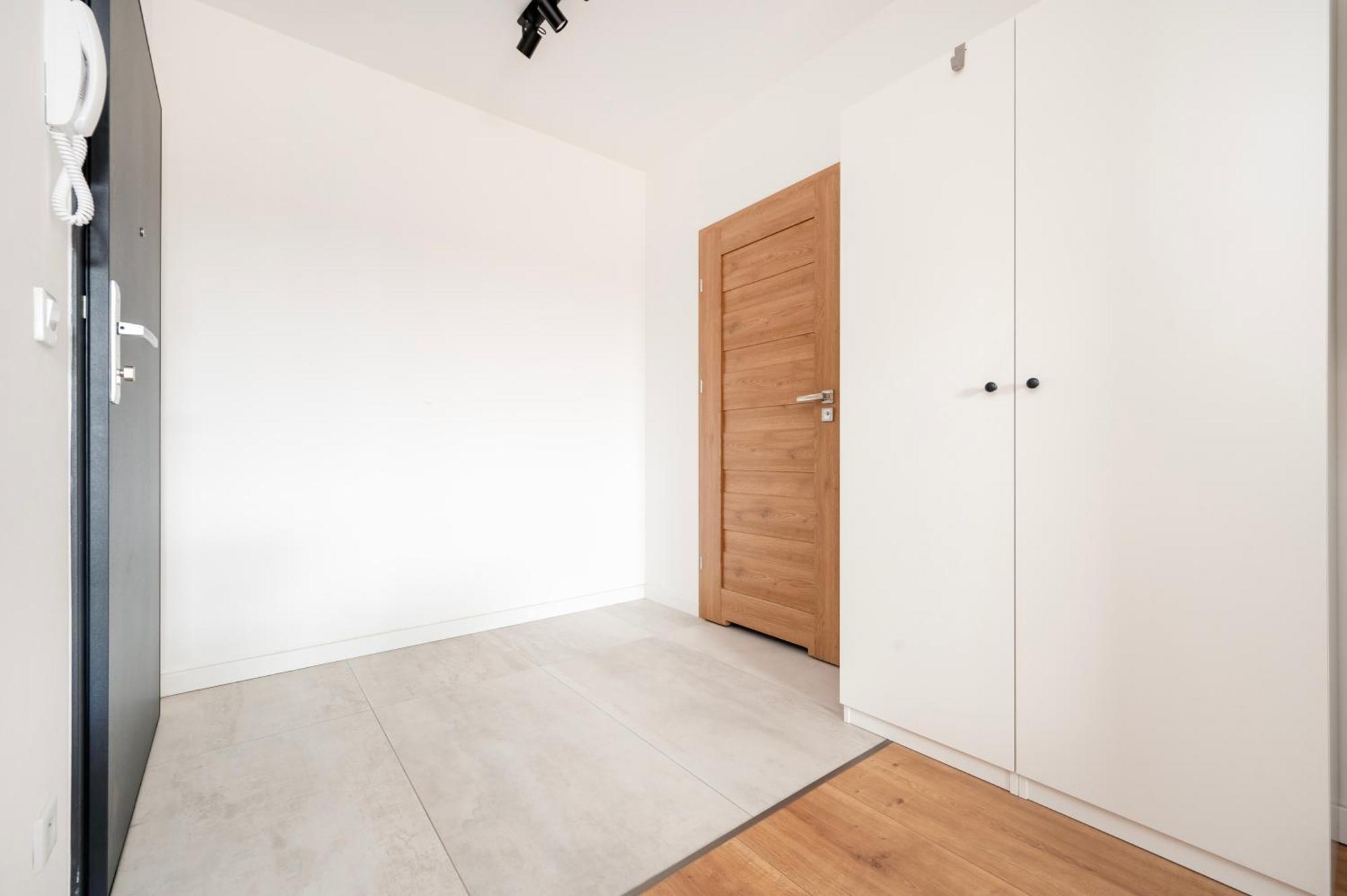 Apartamenty Fuzja - Komfortowe Mieszkania Blisko Centrum Lodzi Garaz Eksteriør billede
